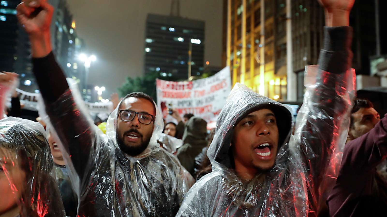 Keine Schönwetter-Demonstranten: Protest gegen den brasilianischen Präsidenten Michel Temer.